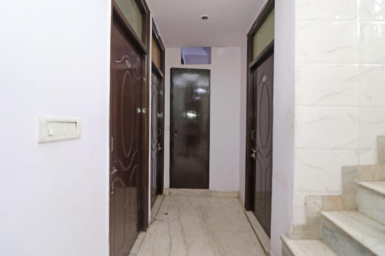 Oyo Flagship 12739 Mahesh Inn New Delhi Exteriör bild