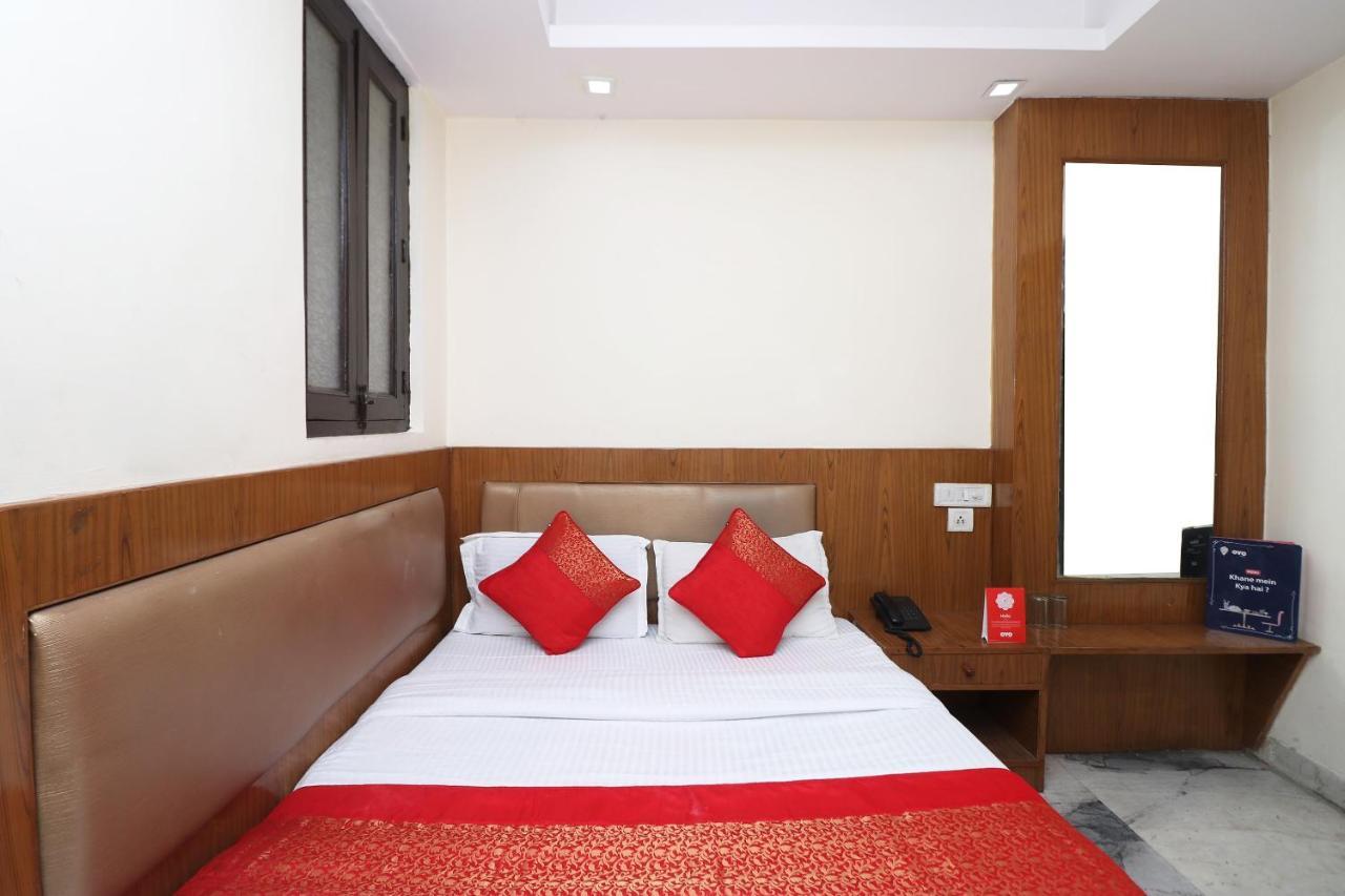 Oyo Flagship 12739 Mahesh Inn New Delhi Exteriör bild