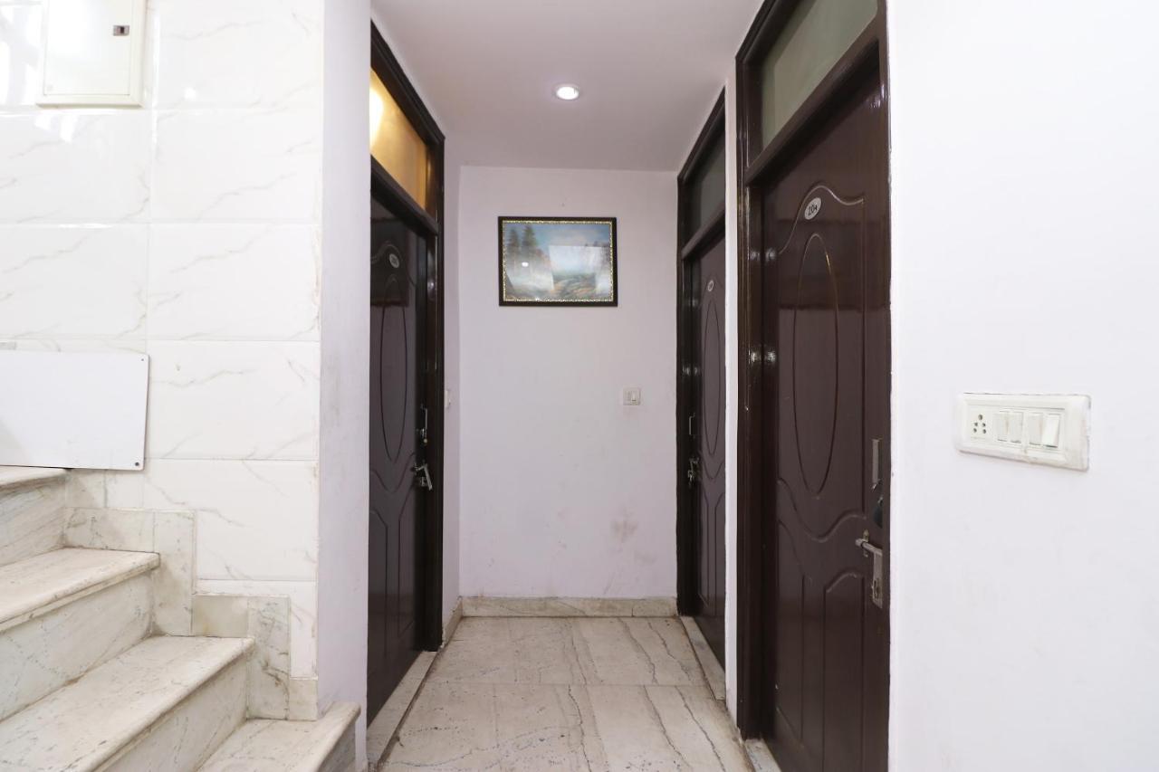 Oyo Flagship 12739 Mahesh Inn New Delhi Exteriör bild